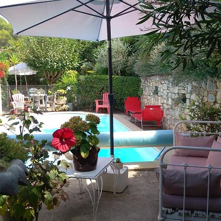 La Sapiniere -Chambres Climatisees Buisson Exterior foto